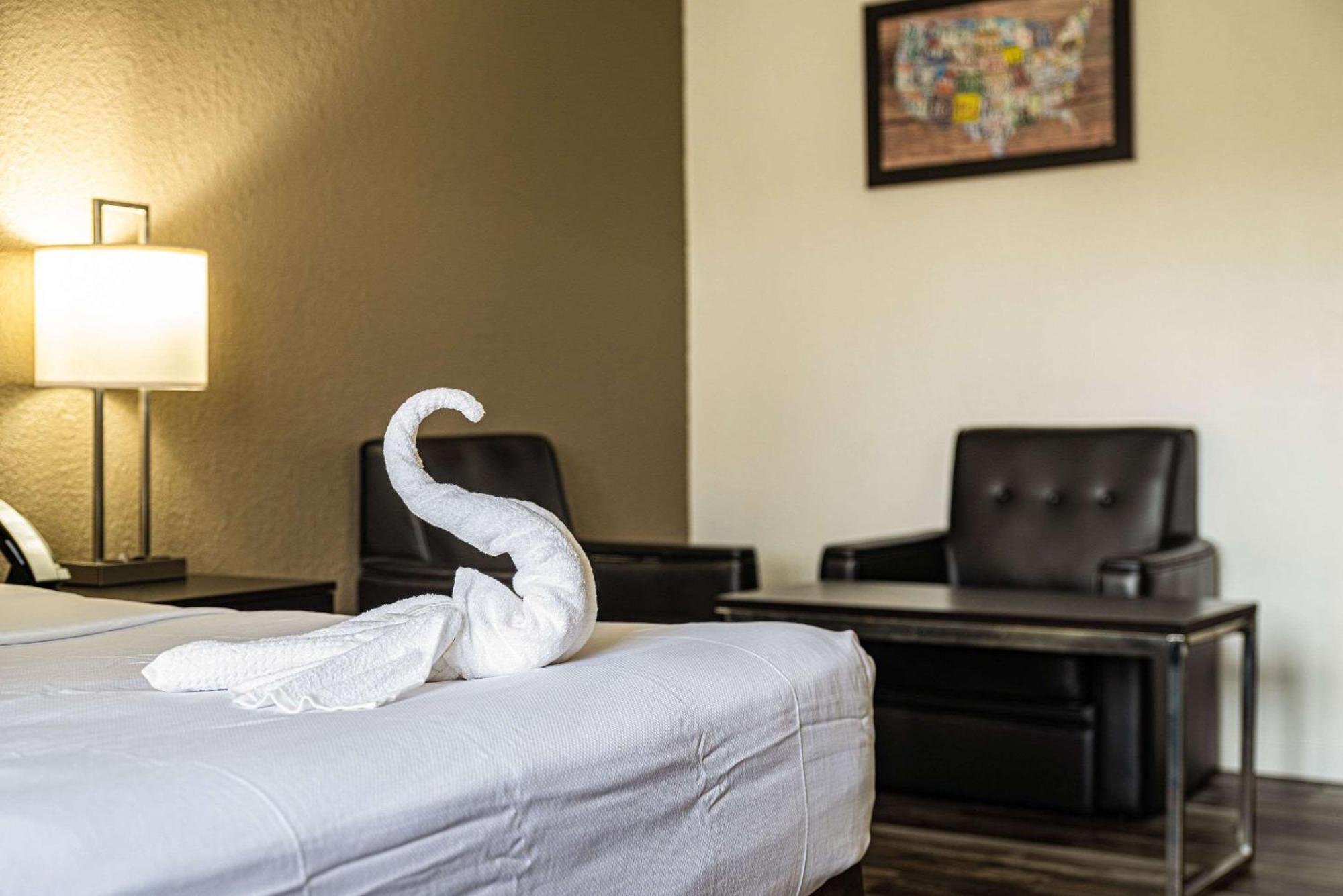 Econo Lodge Cleveland Southeast - Kent Streetsboro Exteriér fotografie