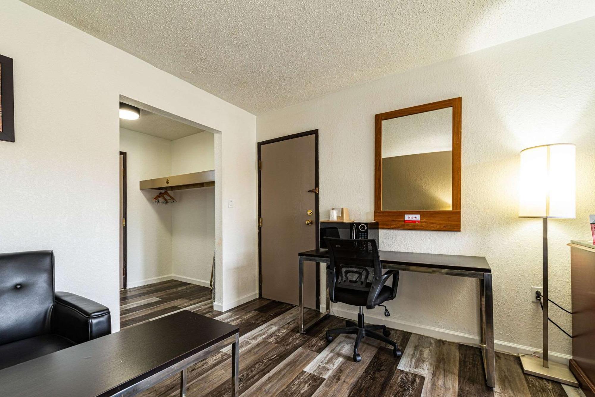 Econo Lodge Cleveland Southeast - Kent Streetsboro Exteriér fotografie