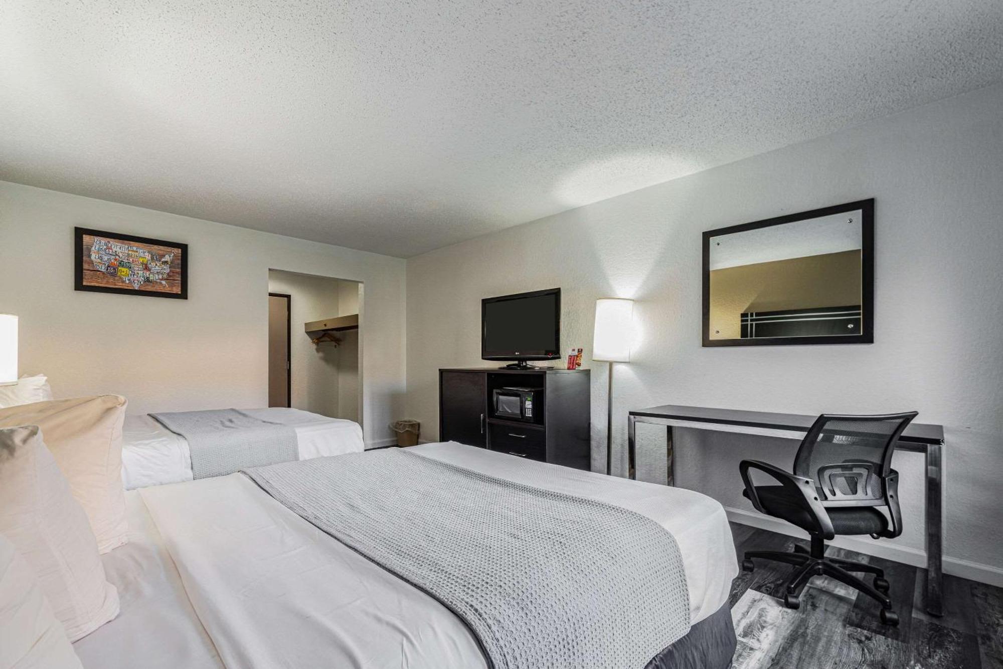 Econo Lodge Cleveland Southeast - Kent Streetsboro Exteriér fotografie